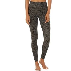 ALO yoga Vapor leggings NWOT